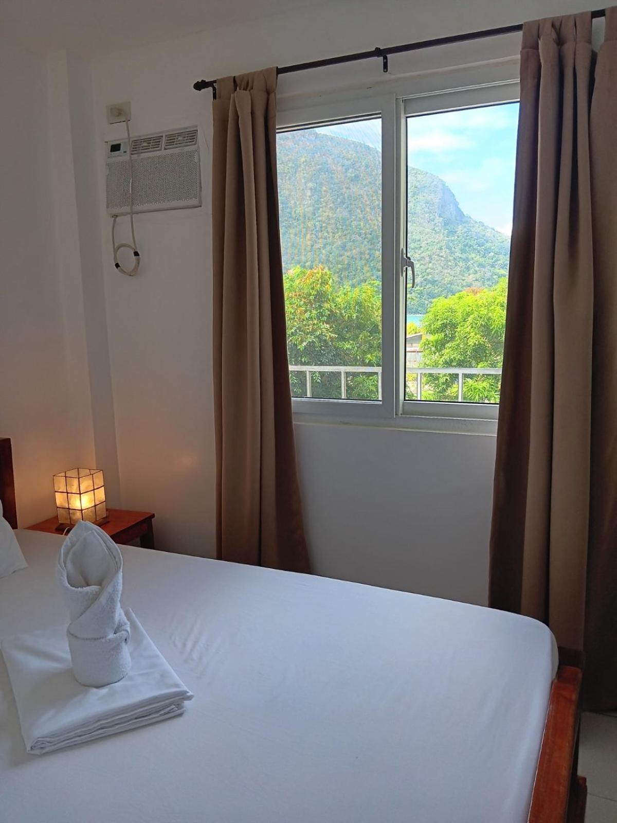 Forest Bay Inn 爱妮岛 外观 照片
